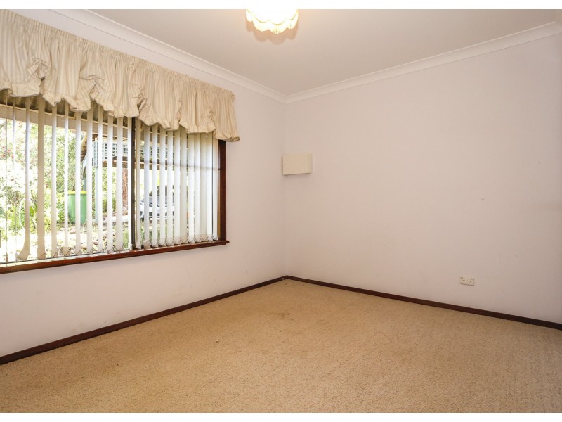 46 Chaucer Way, Kalamunda WA 6076