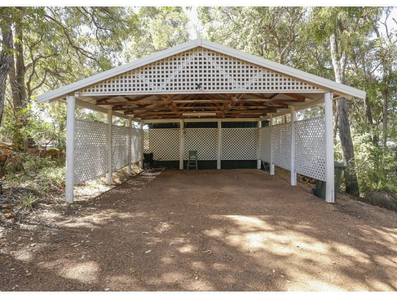 46 Chaucer Way, Kalamunda WA 6076