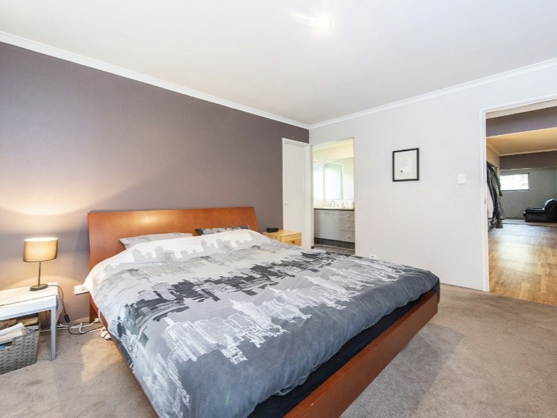 10 Maida Vale Road, Maida Vale WA 6057