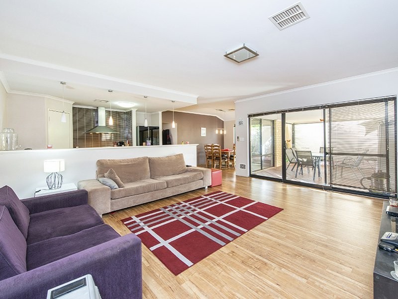 10 Maida Vale Road, Maida Vale WA 6057