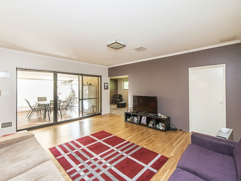 10 Maida Vale Road, Maida Vale WA 6057
