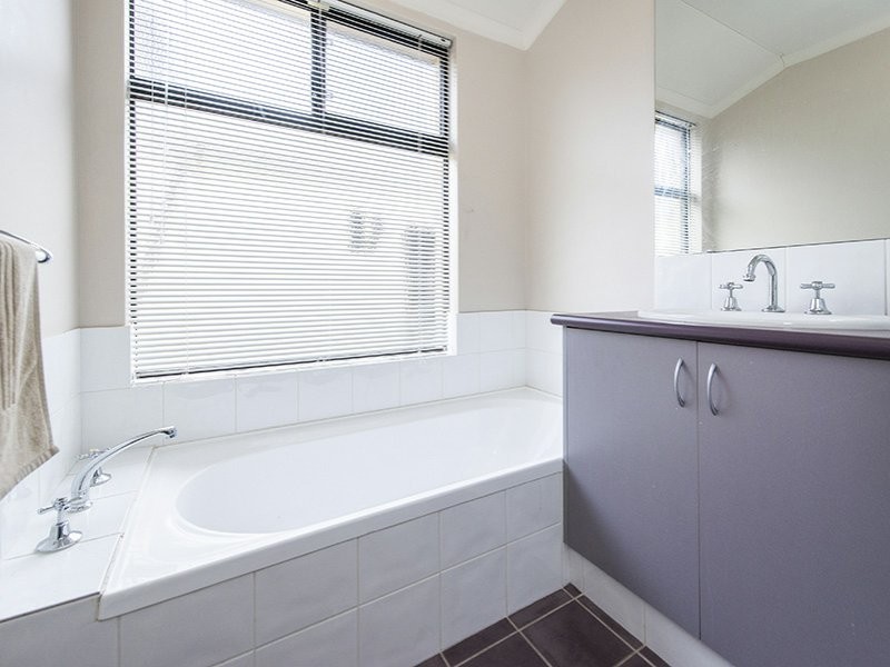 10 Maida Vale Road, Maida Vale WA 6057