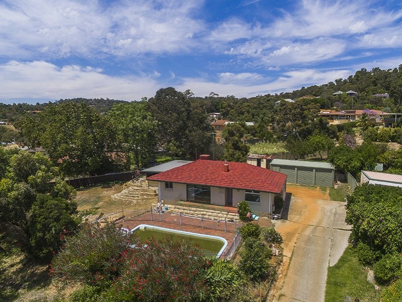 63 West Terrace, Kalamunda WA 6076