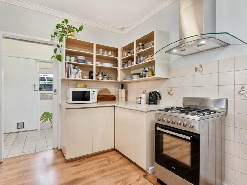 23 Newburn Road, High Wycombe WA 6057