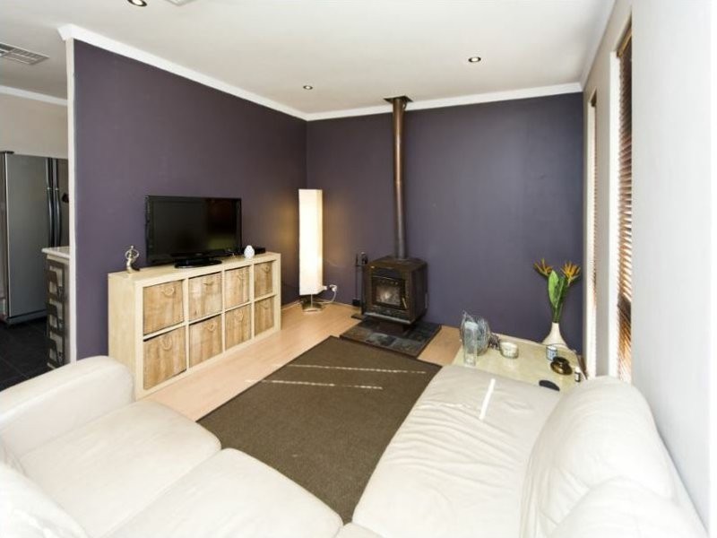 19 Curtis Street, Lesmurdie WA 6076