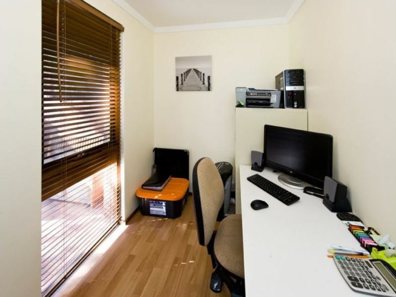 19 Curtis Street, Lesmurdie WA 6076