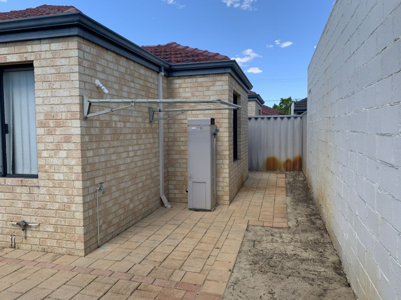 4/81 Sayer Street, Midland WA 6056