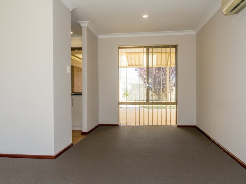 60 Pavetta Crescent, Forrestfield WA 6058
