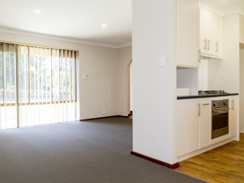 60 Pavetta Crescent, Forrestfield WA 6058