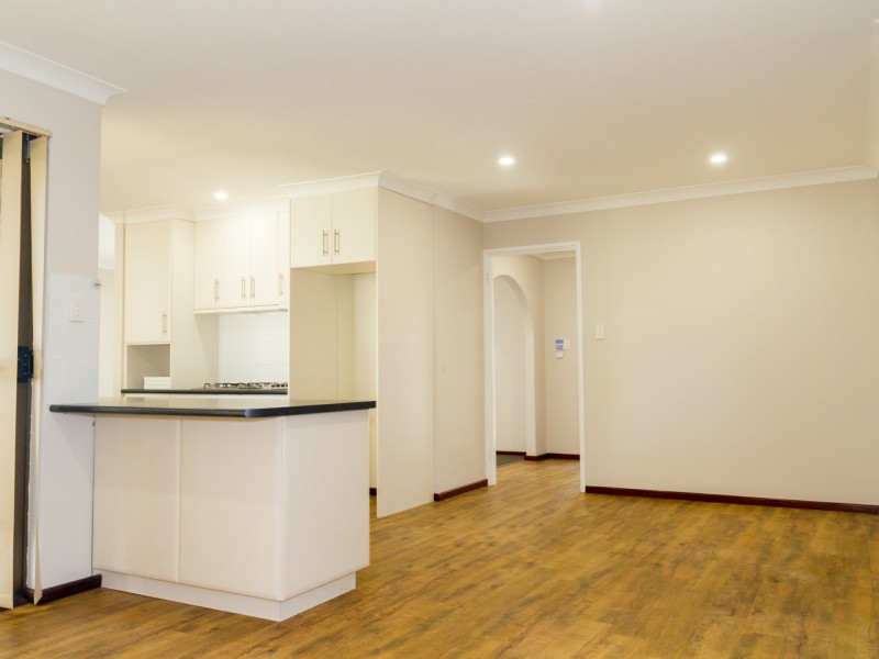60 Pavetta Crescent, Forrestfield WA 6058