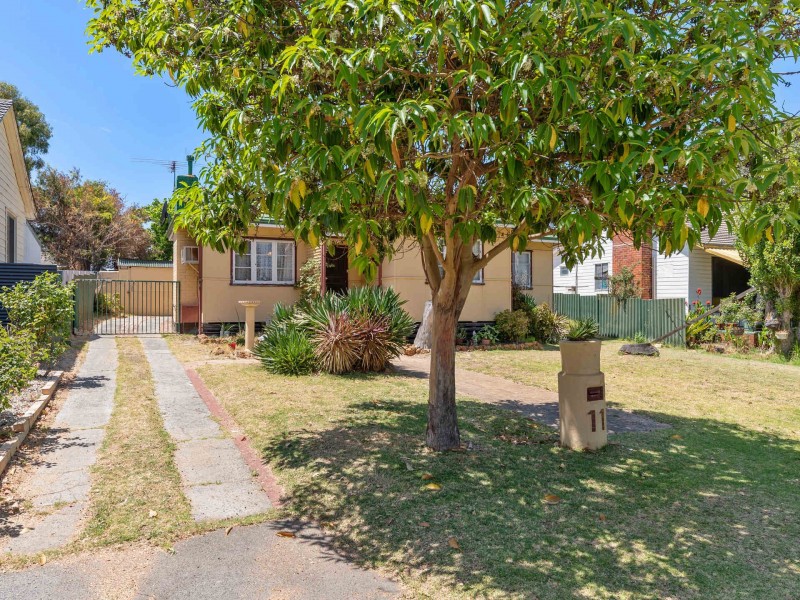 11 Maidos Street, Ashfield WA 6054