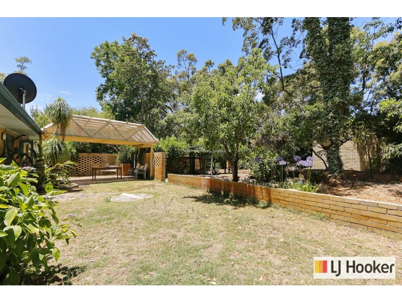 90 Mundaring Weir Road, Kalamunda WA 6076