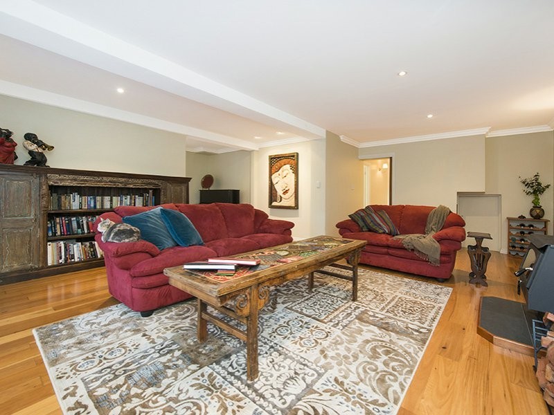 5 Marie Way, Kalamunda WA 6076