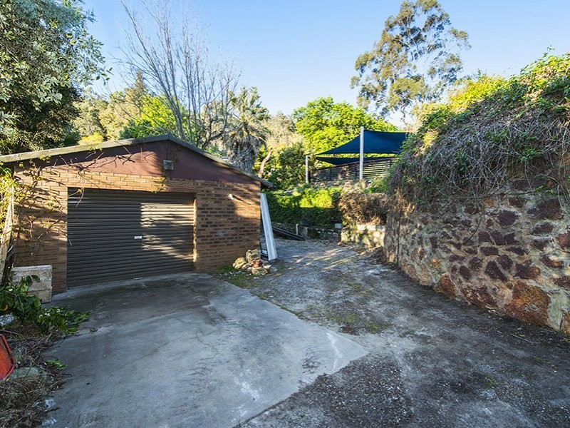 5 Marie Way, Kalamunda WA 6076