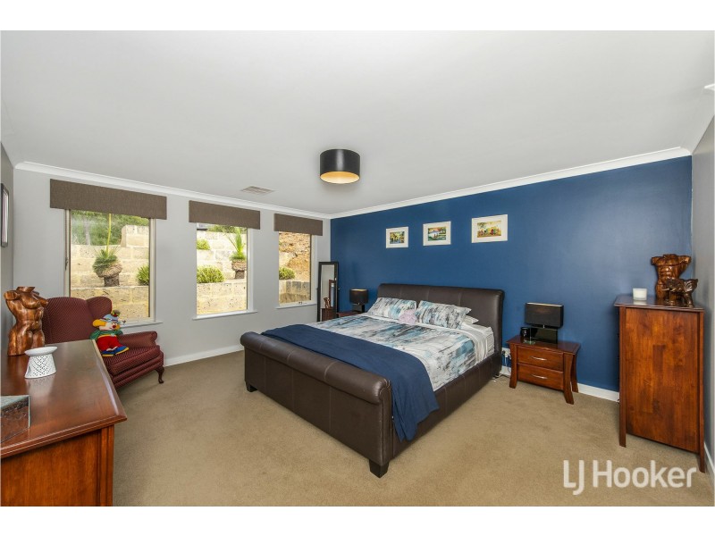 29 Persimmon Place, Kalamunda WA 6076