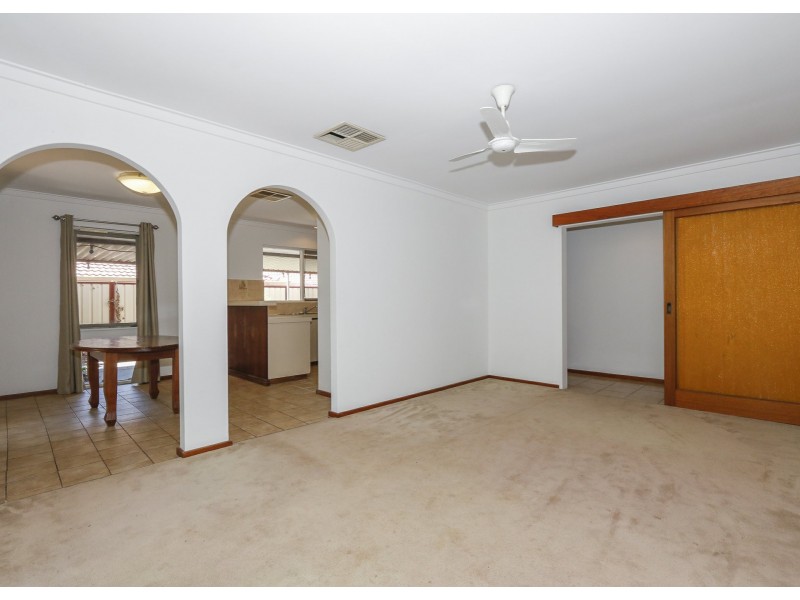 49 Bandalong Way, High Wycombe WA 6057