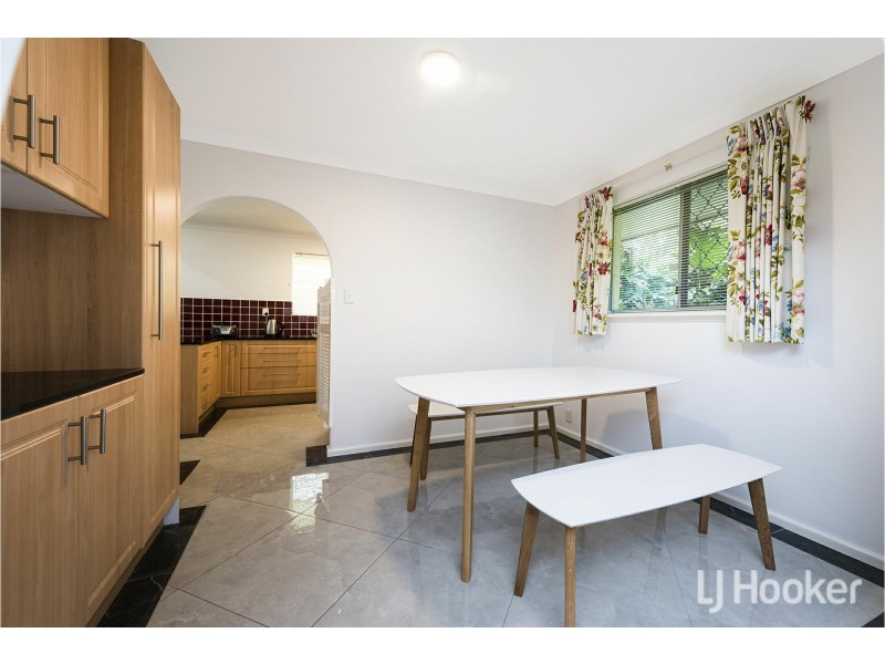 33 Brigalow Way, Lesmurdie WA 6076