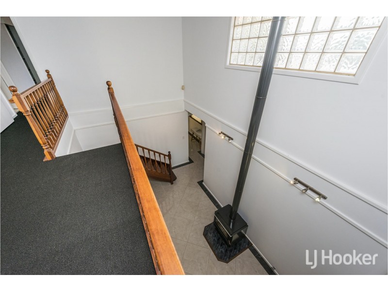 33 Brigalow Way, Lesmurdie WA 6076