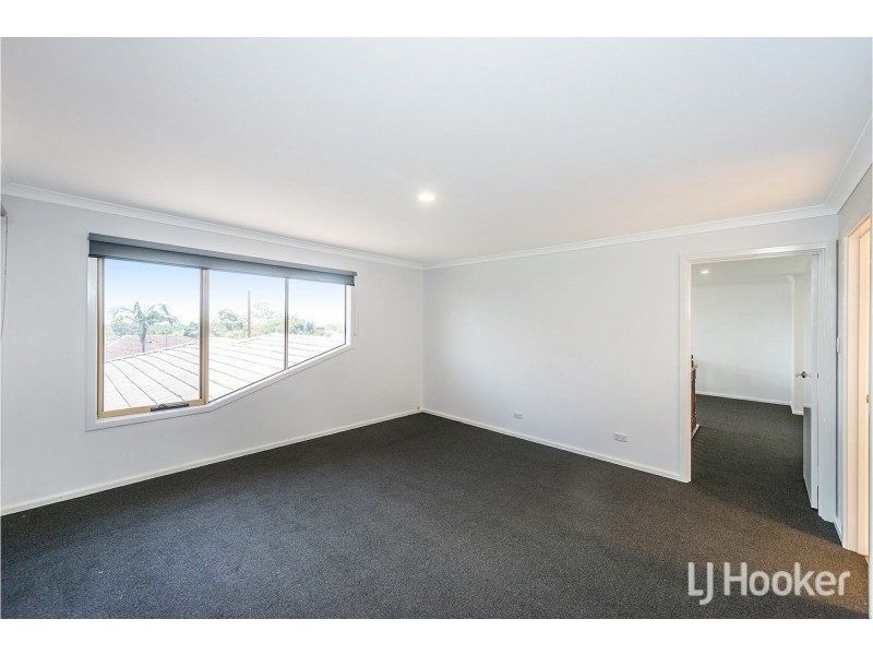 33 Brigalow Way, Lesmurdie WA 6076