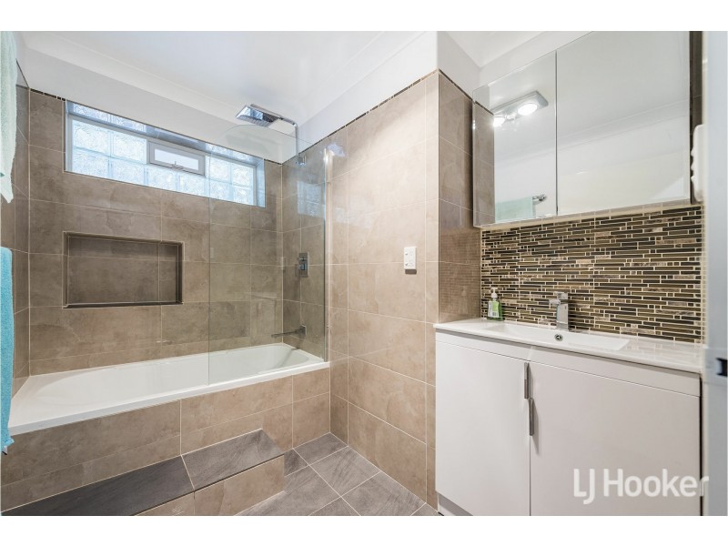 33 Brigalow Way, Lesmurdie WA 6076