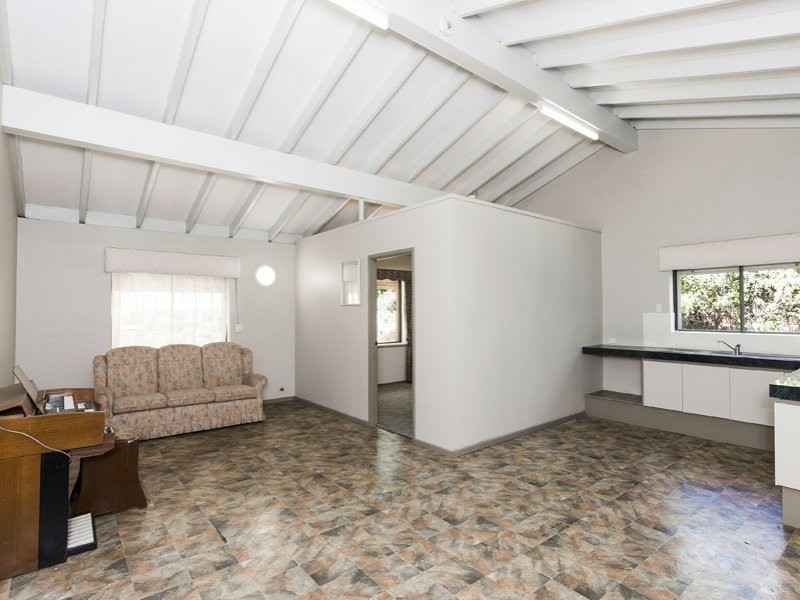 168 Orange Valley Road, Kalamunda WA 6076