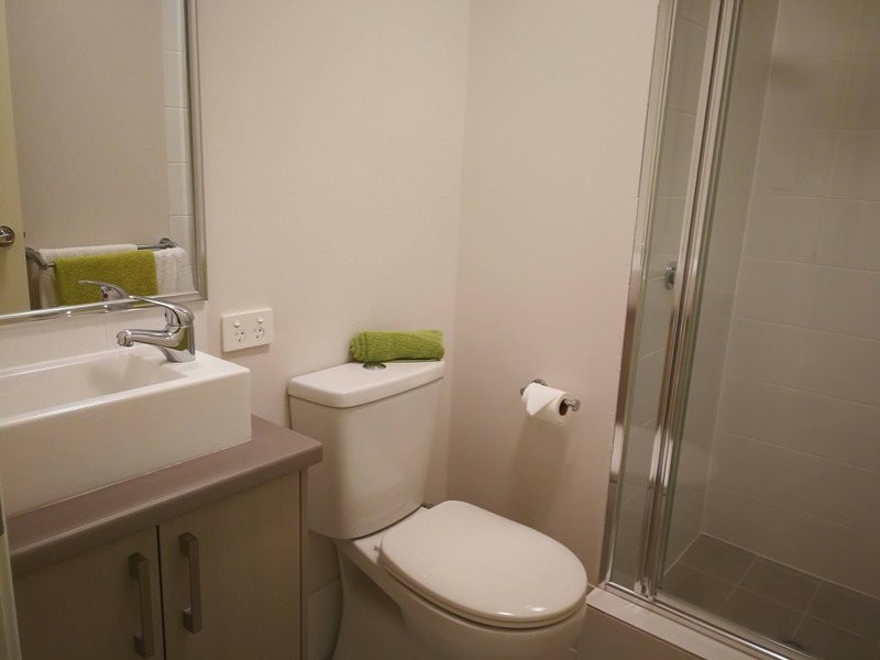 2/1 Bluebell Ave, High Wycombe WA 6057