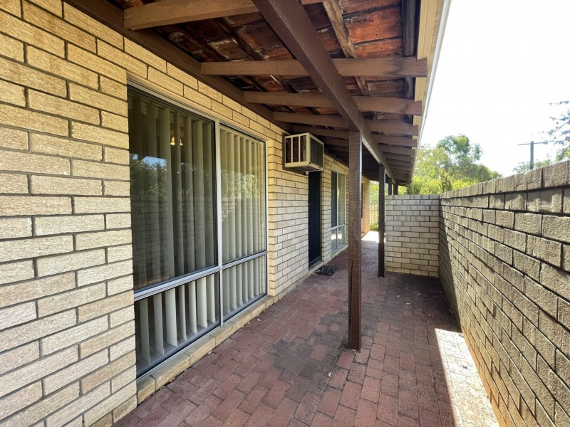 17 Urch Road, Kalamunda WA 6076