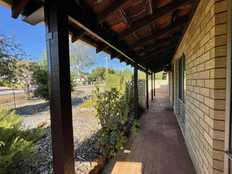 17 Urch Road, Kalamunda WA 6076