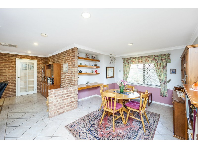 20 Chivalry Way, Thornlie WA 6108