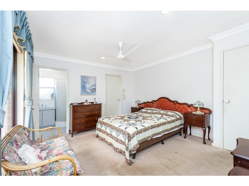 20 Chivalry Way, Thornlie WA 6108