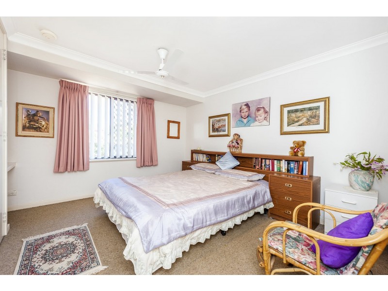 20 Chivalry Way, Thornlie WA 6108