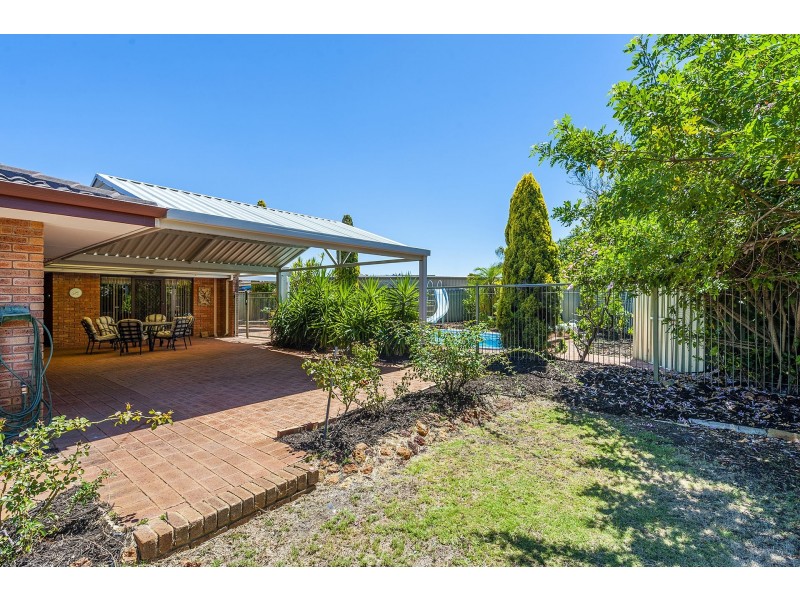 20 Chivalry Way, Thornlie WA 6108