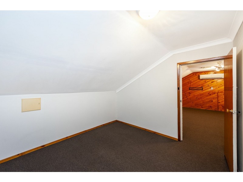 28 Boonooloo Road, Kalamunda WA 6076