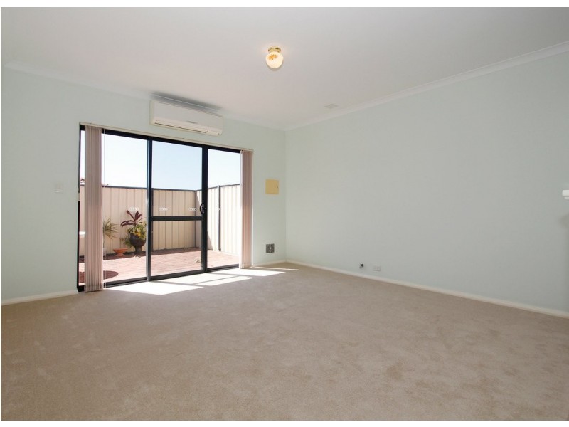 5/10 Heath Road, Kalamunda WA 6076