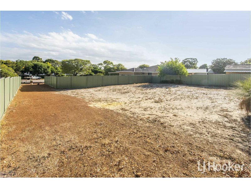 12 Blamire Road, Kalamunda WA 6076