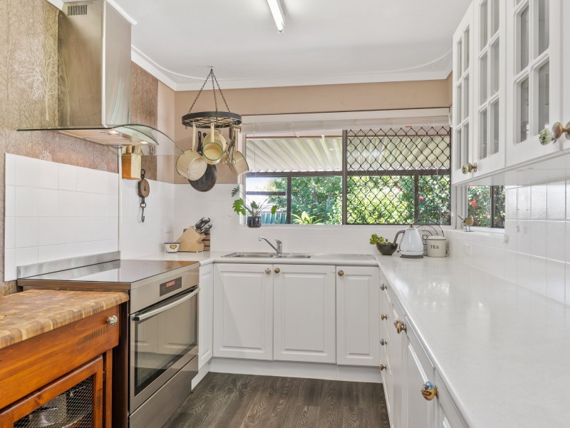 12A Lewis Road, Kalamunda WA 6076