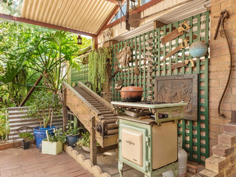 12A Lewis Road, Kalamunda WA 6076