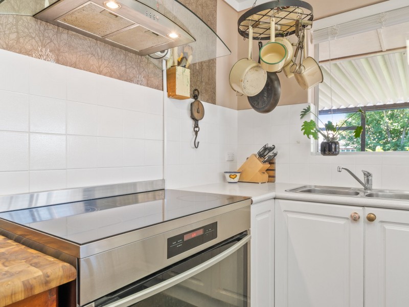 12A Lewis Road, Kalamunda WA 6076