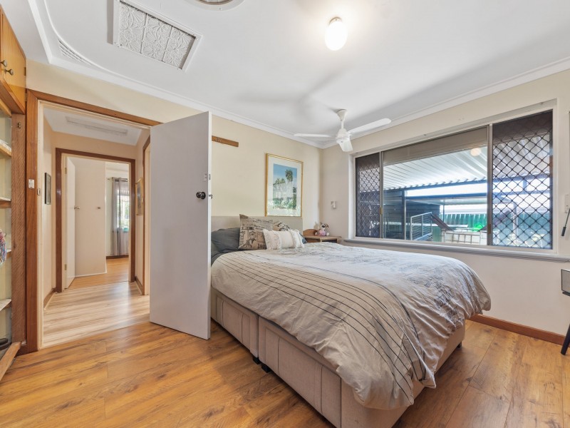 12A Lewis Road, Kalamunda WA 6076