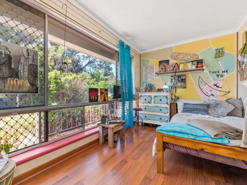 12A Lewis Road, Kalamunda WA 6076