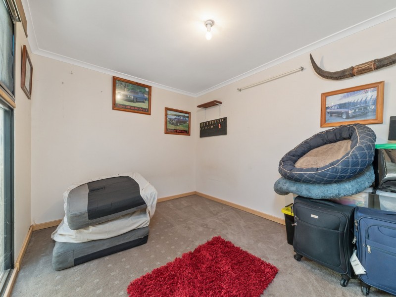 12A Lewis Road, Kalamunda WA 6076