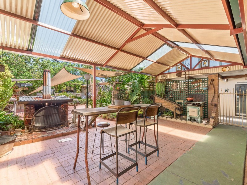 12A Lewis Road, Kalamunda WA 6076