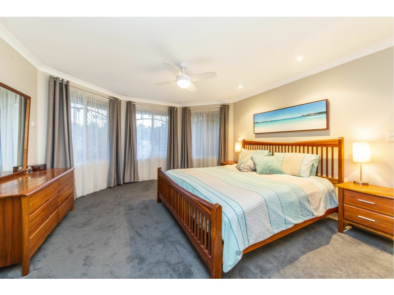 21 Feeney Gardens, High Wycombe WA 6057