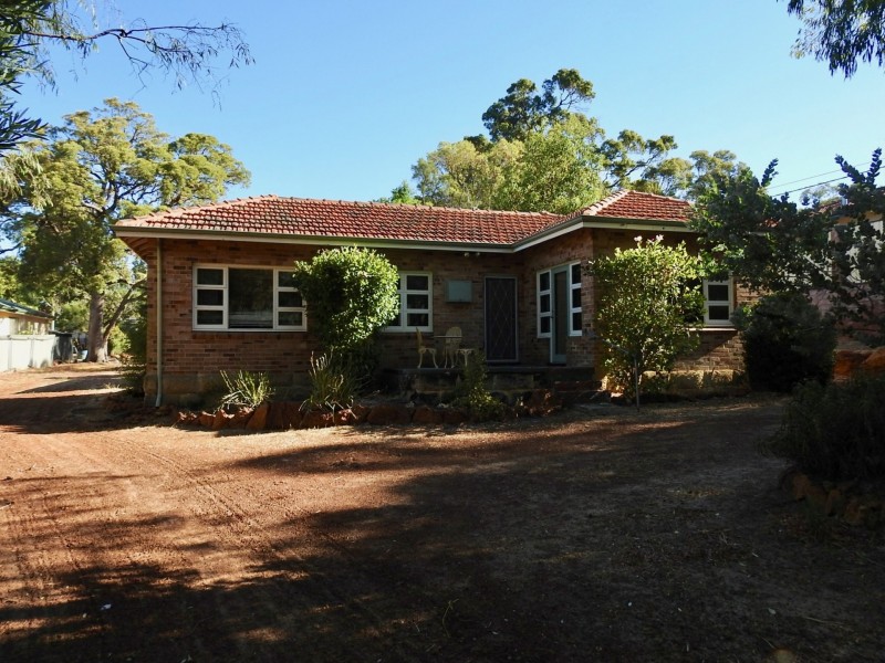 197 Grove Road, Lesmurdie WA 6076