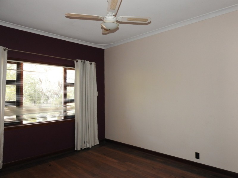 197 Grove Road, Lesmurdie WA 6076