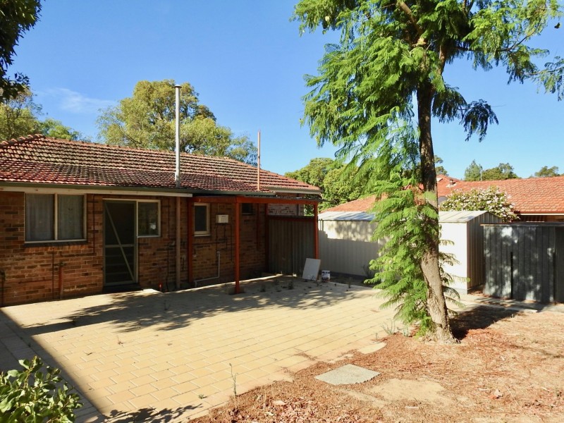 197 Grove Road, Lesmurdie WA 6076