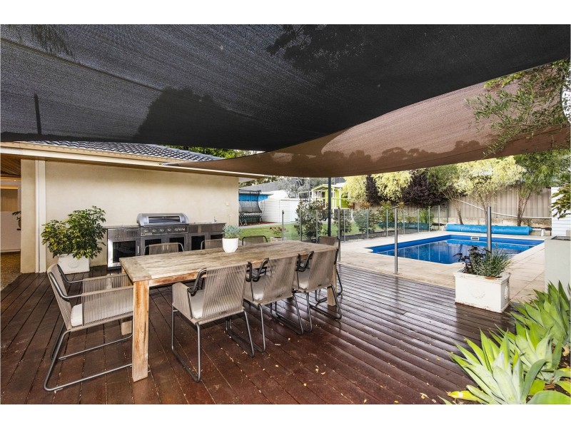 29 Boonooloo Road, Kalamunda WA 6076