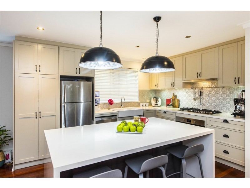 29 Boonooloo Road, Kalamunda WA 6076