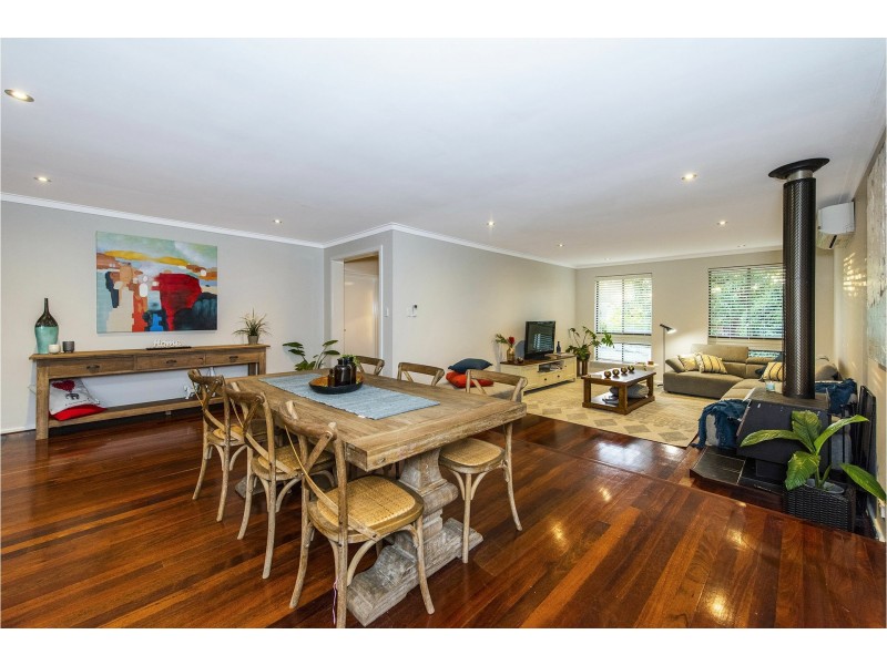 29 Boonooloo Road, Kalamunda WA 6076