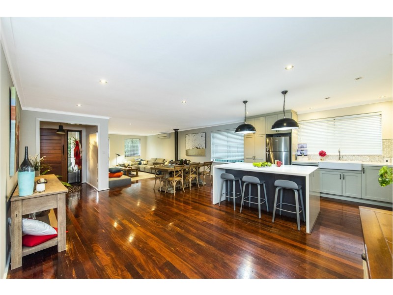 29 Boonooloo Road, Kalamunda WA 6076